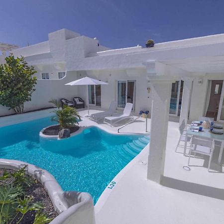 Villa Tiguaro Piscina Climat Jacuzzy Ac Villa 9 12 Corralejo Exterior foto