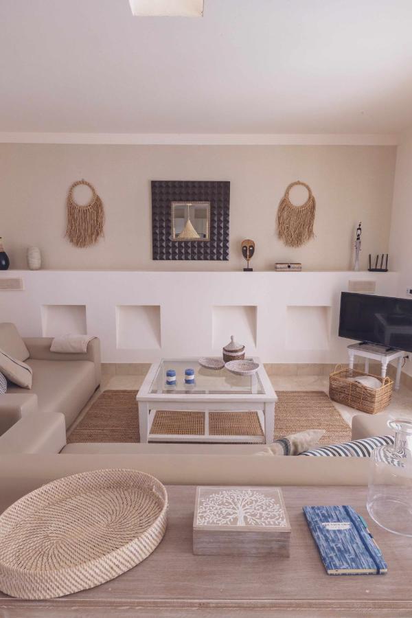 Villa Tiguaro Piscina Climat Jacuzzy Ac Villa 9 12 Corralejo Exterior foto